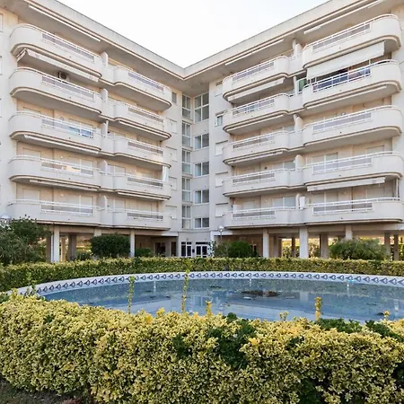 Homes & Go Aquamarina Iii *