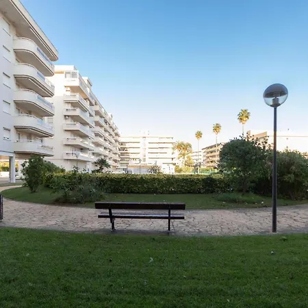 Apartment Homes & Go Aquamarina Iii *